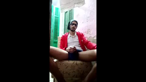 Snapshot of ezz_3zoo1 chatting on April 18, 11:49 pm weza online show from April 18, 11:49 pm