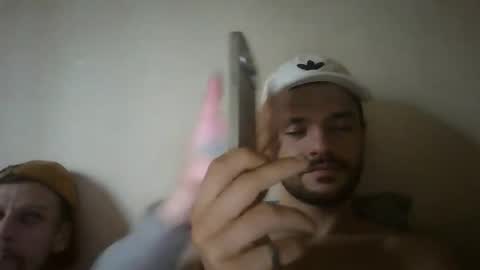 ezzcunha online show from May 2, 4:56 pm