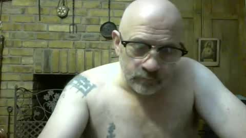 f1zzeek online show from February 2, 10:52 pm