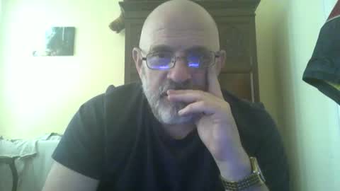 f1zzeek online show from April 26, 4:48 pm