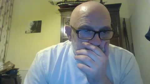 f1zzeek online show from April 29, 11:55 pm