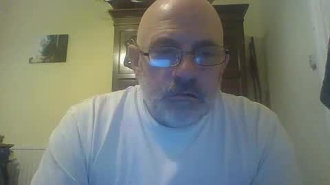 f1zzeek online show from April 30, 6:36 pm