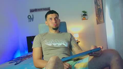 Snapshot of fabi_calde chatting on December 28, 2:42 pm fabi online show from December 28, 2:42 pm