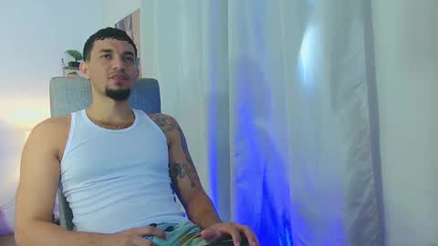 Snapshot of fabi_calde chatting on January 4, 12:59 pm fabi online show from January 4, 12:59 pm