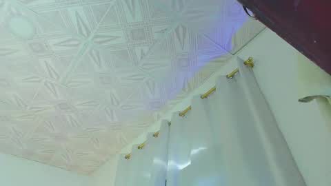 Snapshot of fabi_calde chatting on January 11, 2:04 pm fabi online show from January 11, 2:04 pm