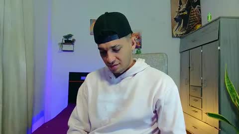 Snapshot of fabi_calde chatting on September 8, 2:38 pm fabi online show from September 8, 2:38 pm