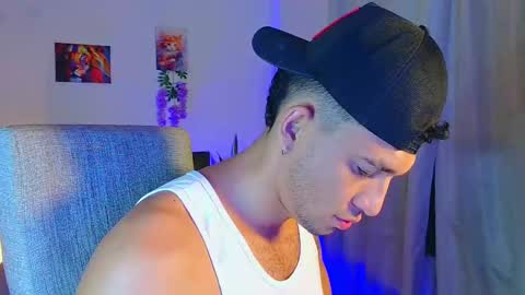 Snapshot of fabi_calde chatting on September 12, 12:44 am fabi online show from September 12, 12:44 am