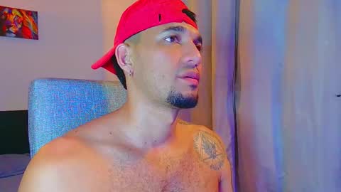 Snapshot of fabi_calde chatting on December 4, 12:31 am fabi online show from December 4, 12:31 am