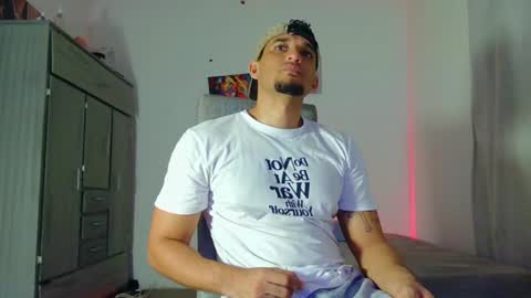 Snapshot of fabi_calde chatting on July 9, 2:15 am fabi online show from July 9, 2:15 am
