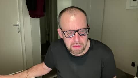 Snapshot of fabiothick chatting on October 29, 11:50 pm fabiothick online show from October 29, 11:50 pm