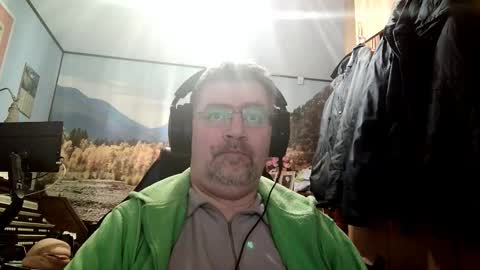 Snapshot of fabius2673 chatting on December 14, 7:58 am Fabius online show from December 14, 7:58 am