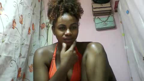 Fabriola9794 online show from March 13, 7:31 pm