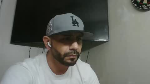 Mark online show from February 21, 11:01 am