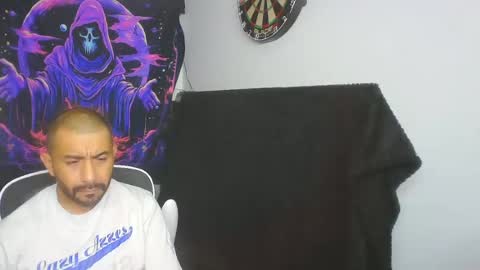 Snapshot of faded805 chatting on July 11, 8:55 pm Mark online show from July 11, 8:55 pm
