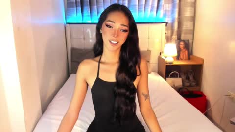 faelore online show from January 13, 3:47 pm