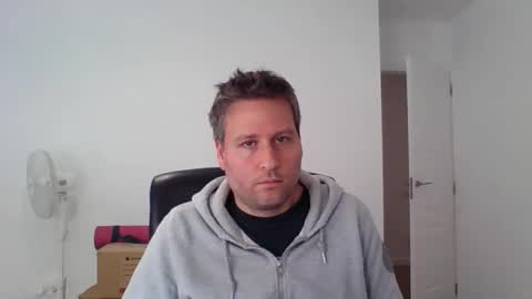 Snapshot of faer_087 chatting on November 3, 9:21 am faer_087 online show from November 3, 9:21 am