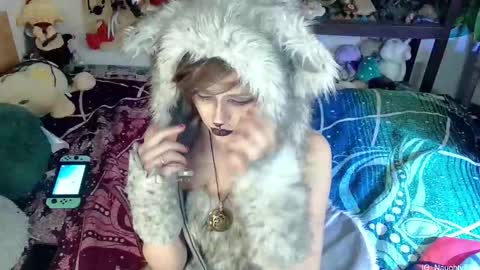 Snapshot of faewildflower chatting on November 30, 4:38 am faewildflower online show from November 30, 4:38 am