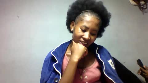 faiqua95 online show from April 21, 6:34 pm