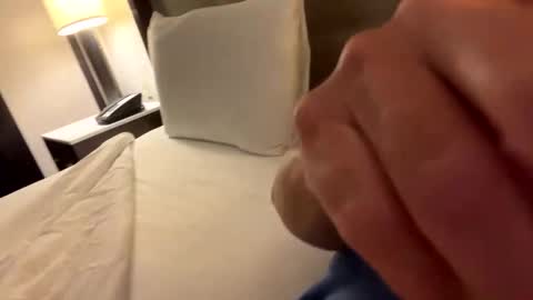 Snapshot of fairdog123 chatting on October 15, 2:11 am fairdog123 online show from October 15, 2:11 am