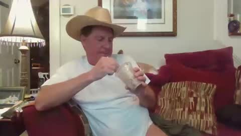 Snapshot of fairmount31 chatting on October 12, 2:32 am fairmount31 online show from October 12, 2:32 am