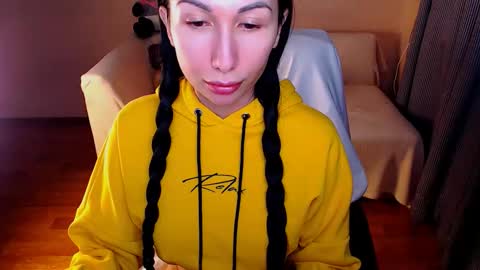 Snapshot of fairy_elli_hot chatting on October 10, 2:49 pm Elli online show from October 10, 2:49 pm