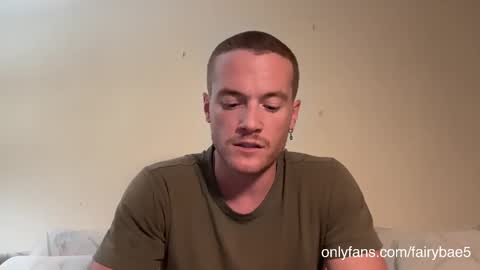 Travis online show from September 25, 5:11 am