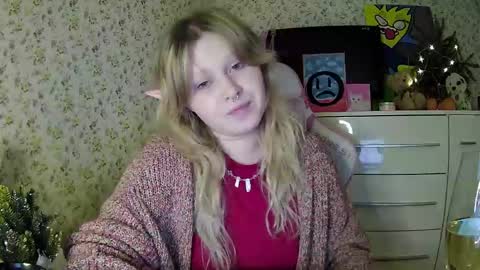 Snapshot of fairydreams_ chatting on December 25, 8:17 pm Arisha online show from December 25, 8:17 pm