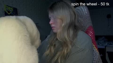 Snapshot of fairydreams_ chatting on December 3, 10:57 am Arisha online show from December 3, 10:57 am