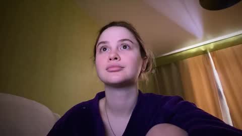 Snapshot of fairyilona chatting on February 19, 7:06 am Ilona online show from February 19, 7:06 am