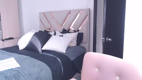 fairylatin online show from October 16, 12:39 pm