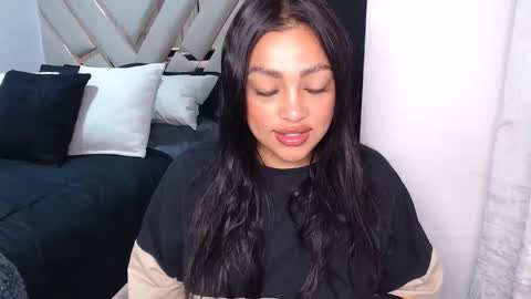 fairylatin online show from October 17, 9:12 am