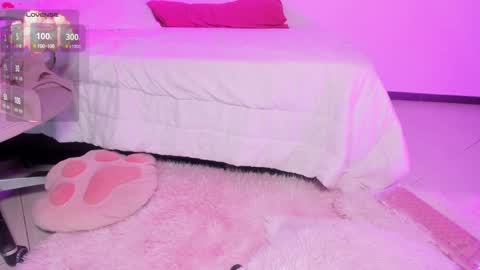 Snapshot of fairyyy1 chatting on December 9, 4:34 am Sara REMEMBER TO LEAVE A THUMB UP online show from December 9, 4:34 am