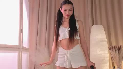 My name is Milisa  online show from March 22, 8:40 am