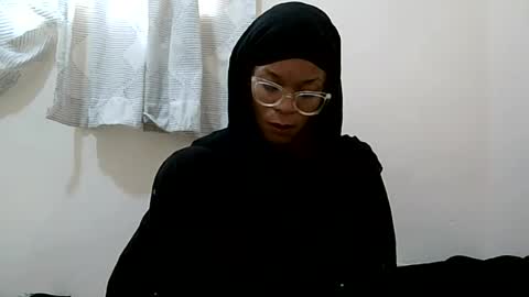 Snapshot of faizah_ chatting on July 6, 1:08 pm faizah_ online show from July 6, 1:08 pm