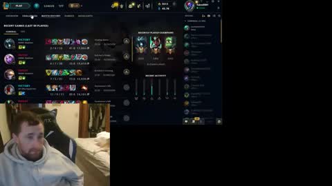 Snapshot of falcn2001 chatting on January 10, 6:20 pm falcn2001 online show from January 10, 6:20 pm