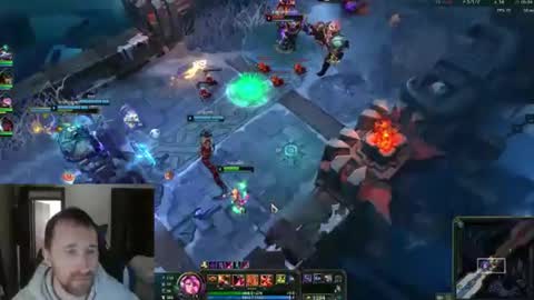 Snapshot of falcn2001 chatting on January 11, 5:18 pm falcn2001 online show from January 11, 5:18 pm