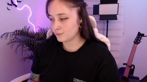 Snapshot of fallenag__ chatting on May 16, 11:36 pm OF fallenag 1 online show from May 16, 11:36 pm