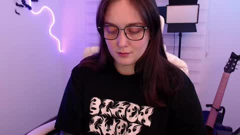 Snapshot of fallenag__ chatting on May 25, 4:51 am OF fallenag 1 online show from May 25, 4:51 am