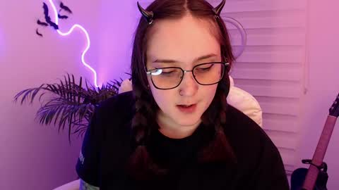 Snapshot of fallenag__ chatting on June 4, 10:49 pm OF fallenag 1 online show from June 4, 10:49 pm