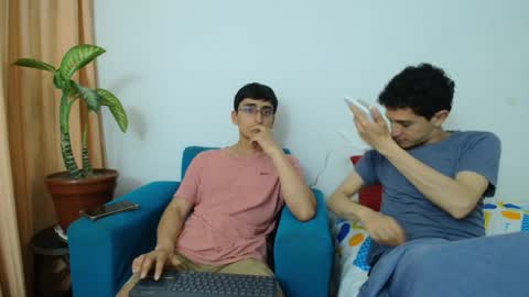 FallGays online show from May 19, 3:02 am