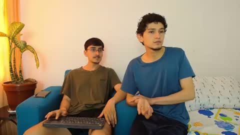 Snapshot of fallgays chatting on June 14, 5:48 pm FallGays online show from June 14, 5:48 pm
