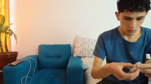 Snapshot of fallgays chatting on July 6, 6:10 pm FallGays online show from July 6, 6:10 pm