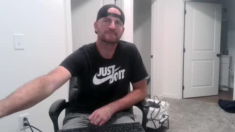 Snapshot of fallout7657 chatting on October 8, 11:19 am Daddy online show from October 8, 11:19 am