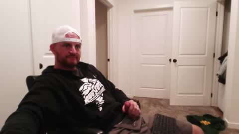 Snapshot of fallout7657 chatting on October 10, 8:46 am Daddy online show from October 10, 8:46 am