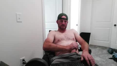 Snapshot of fallout7657 chatting on October 16, 7:48 pm Daddy online show from October 16, 7:48 pm