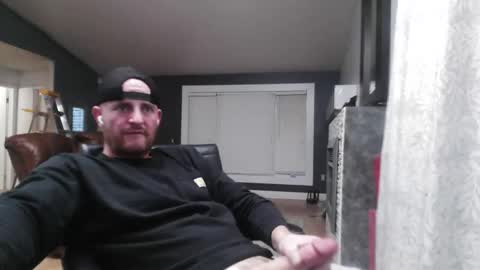 Snapshot of fallout7657 chatting on December 18, 2:23 pm Daddy online show from December 18, 2:23 pm