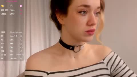 Snapshot of fancyamelia chatting on November 23, 1:33 pm fancyamelia online show from November 23, 1:33 pm