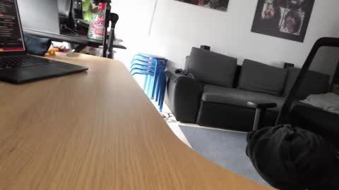 Snapshot of fandedanny chatting on September 16, 7:42 am fandedanny online show from September 16, 7:42 am