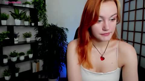 Snapshot of fane_stain chatting on September 28, 2:28 am Merida but you can call me Ida online show from September 28, 2:28 am