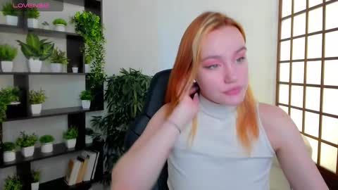 Snapshot of fane_stain chatting on October 11, 2:55 am Merida but you can call me Ida online show from October 11, 2:55 am